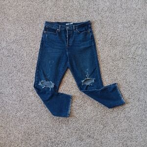 Levis Strauss Wedgie Straight Distressed Jeans 31 Button Fly